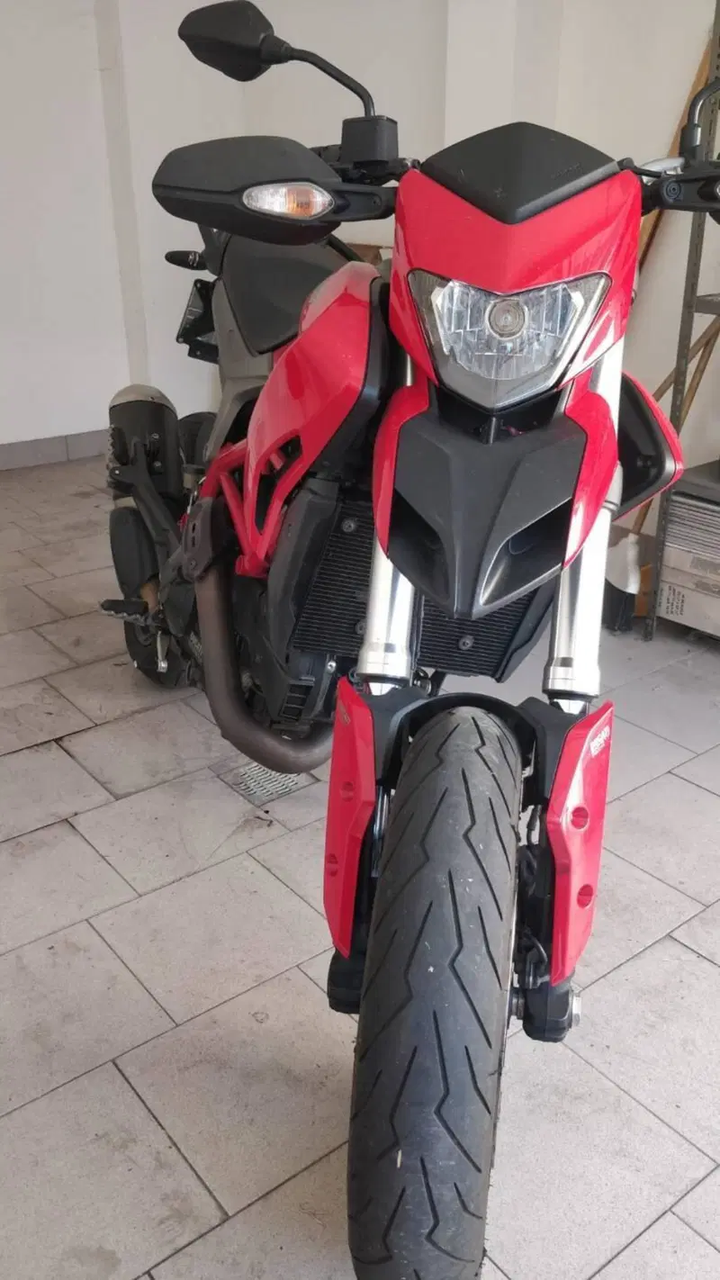 Ducati Hypermotard 821 (2013 - 15) (5)