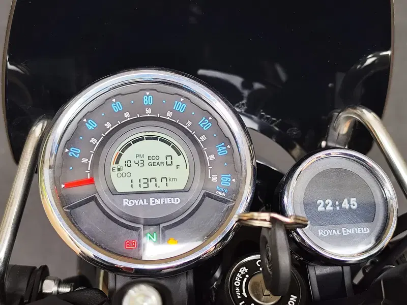 Royal Enfield Meteor 350 (2021 - 26) (5)