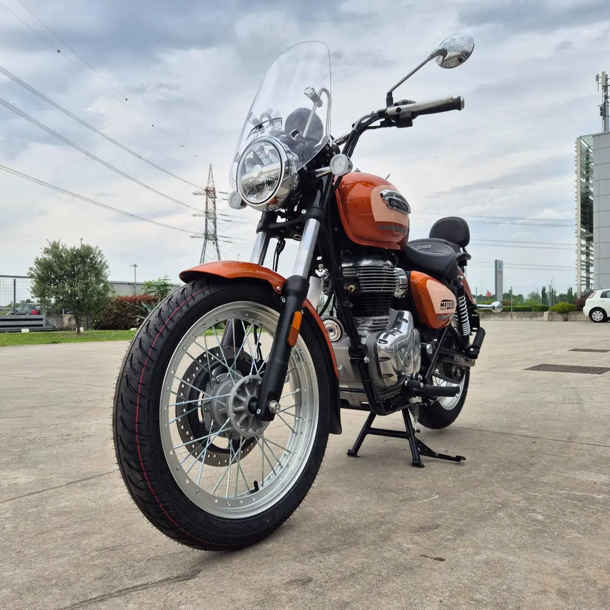 Royal Enfield Meteor 350 Aurora (2024 - 26) (4)