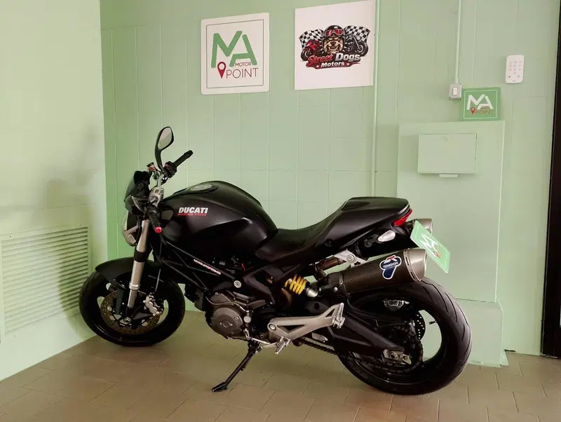 Ducati Monster 696 ABS (2009 - 14) (2)