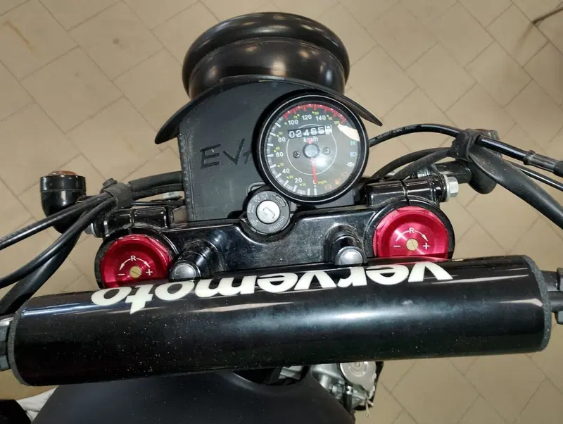 Vervemoto Tracker 250i (2019 - 24) (5)