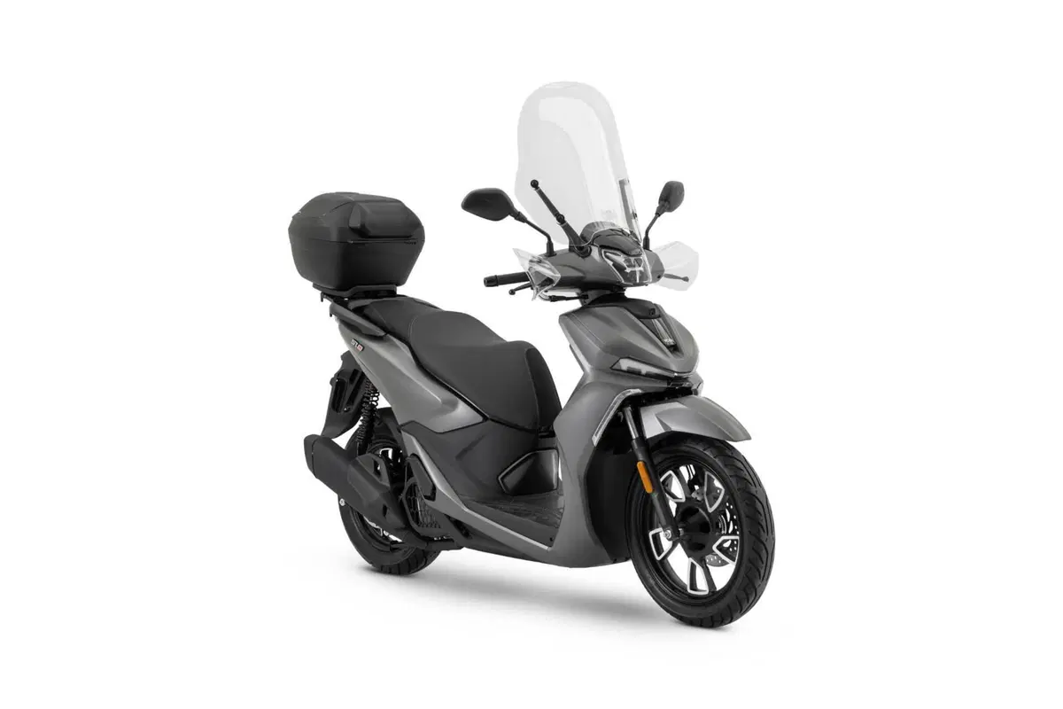 Voge Sfida SR16 200 (2025 - 26) (3)