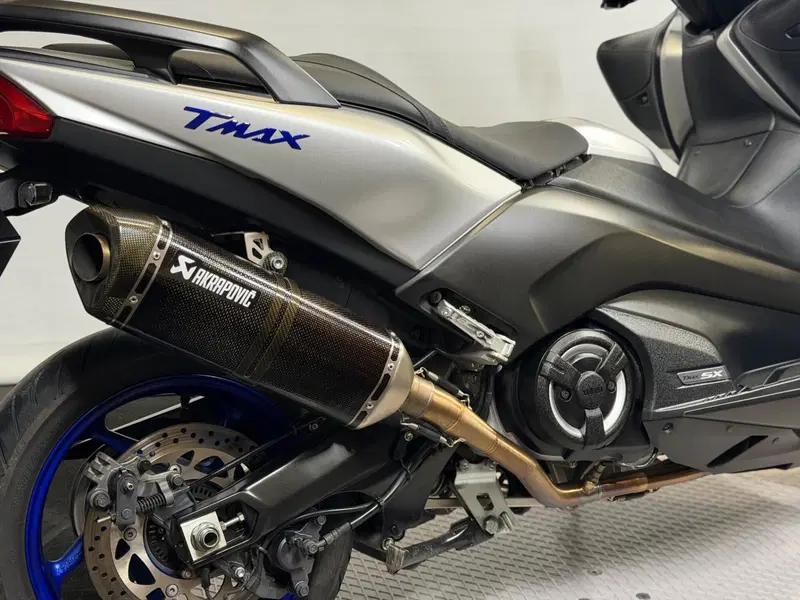 Yamaha T-Max 530 SX (2017 - 19) (4)