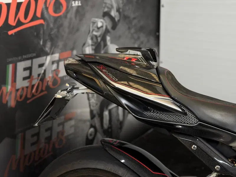 MV Agusta Brutale 910 R (2006 - 11) (3)