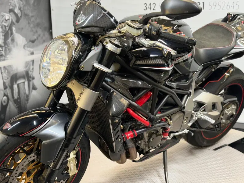 MV Agusta Brutale 910 R (2006 - 11) (7)