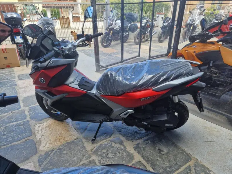 Voge Sfida SR1 ADV (2023 - 26) (11)