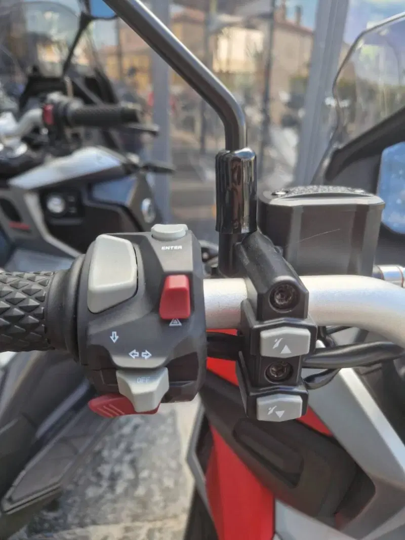 Voge Sfida SR1 ADV (2023 - 26) (12)