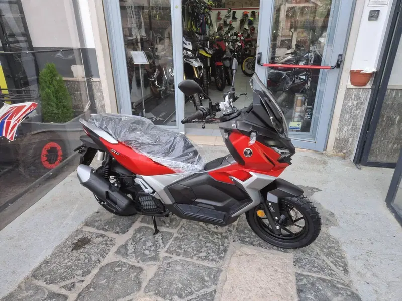 Voge Sfida SR1 ADV (2023 - 26) (14)