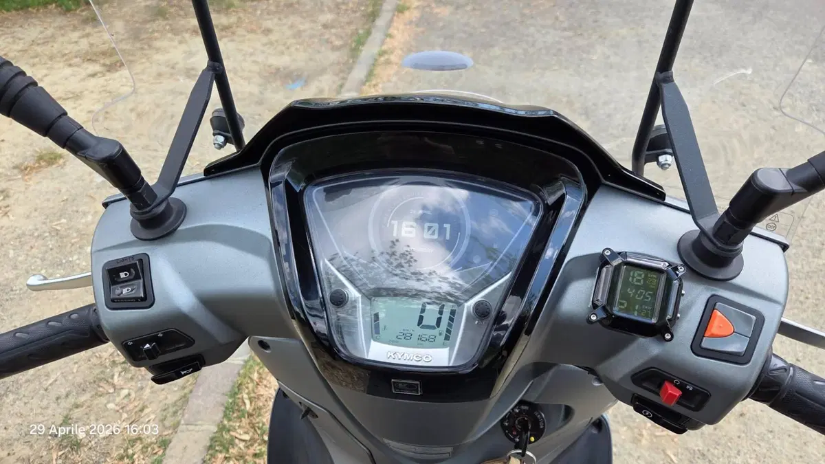 Kymco People 300i S (2021 - 22) (5)