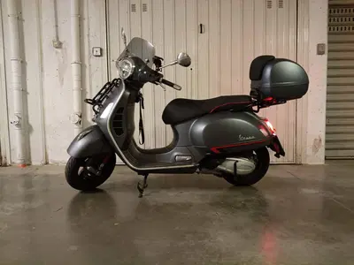 Vespa GTS 300 Super Sport Hpe (2021 - 22) usata