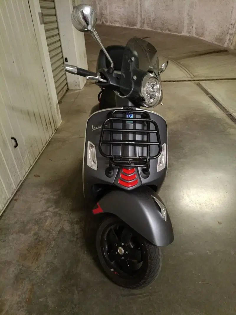 Vespa GTS 300 Super Sport Hpe (2021 - 22) (3)