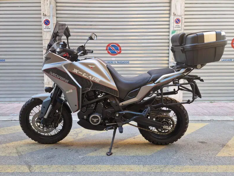 Moto Morini X-Cape 650 (2021 - 26) (3)
