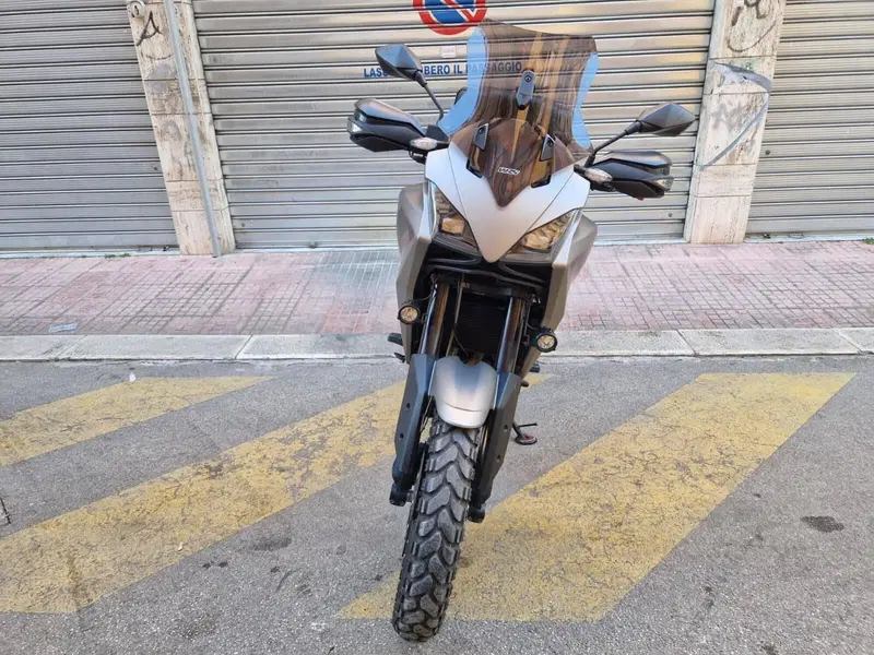 Moto Morini X-Cape 650 (2021 - 26) (2)