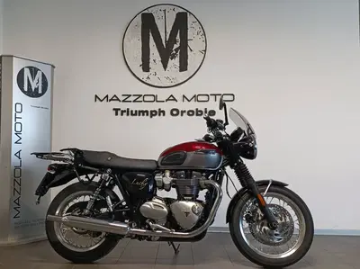 Triumph Bonneville T120 (2021 - 25) usata