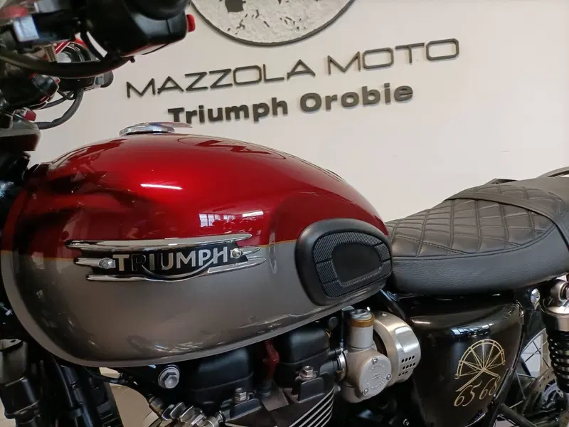 Triumph Bonneville T120 (2021 - 25) (16)