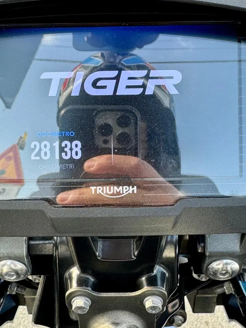 Triumph Tiger 800 XRt (2018 - 20) (2)