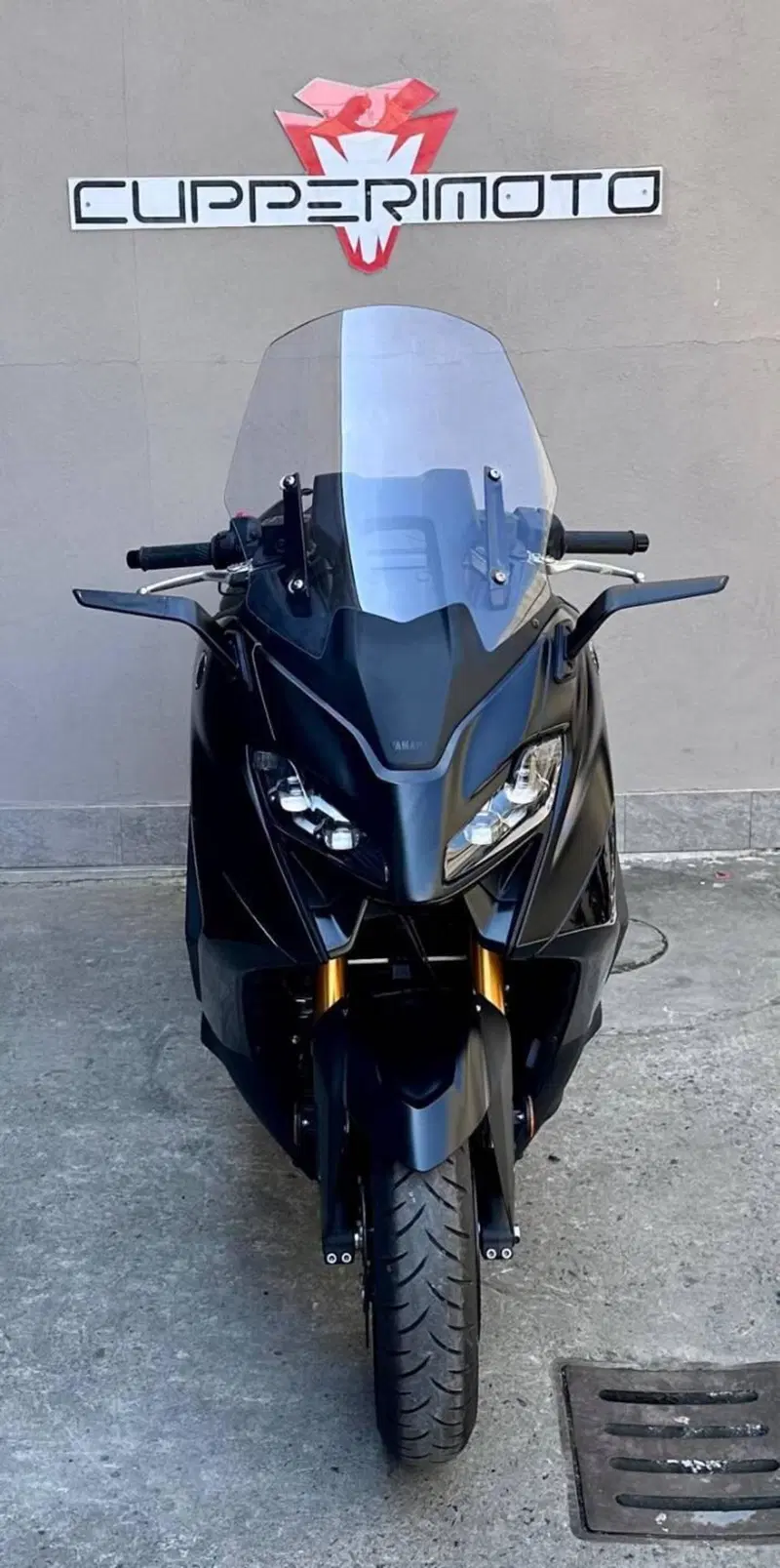 Yamaha T-Max 560 Tech Max (2022 - 24) (4)