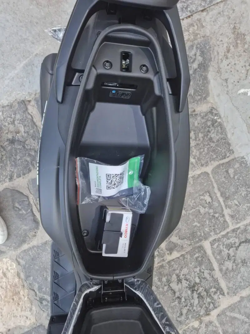 Kymco Skytown 125i (2024 - 26) (11)
