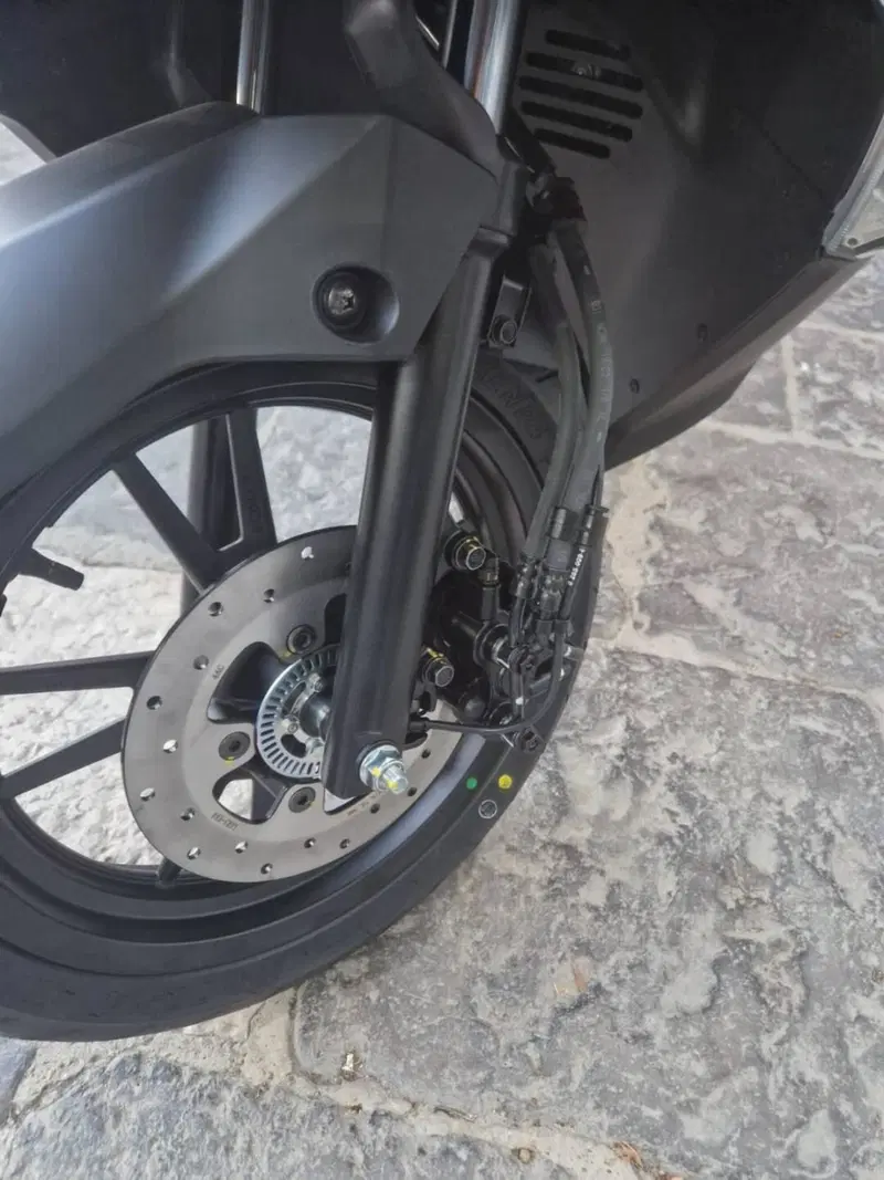 Kymco Skytown 125i (2024 - 26) (14)