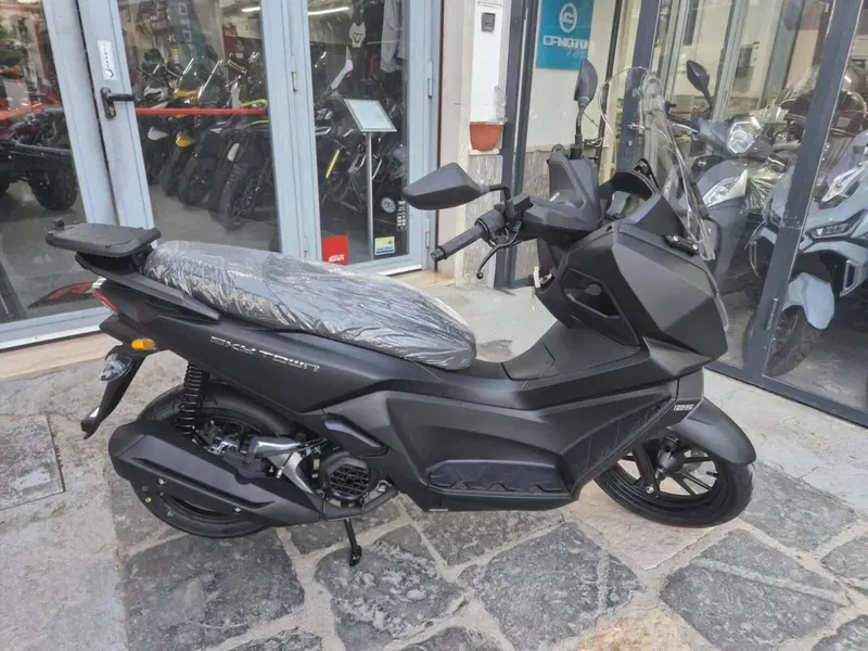Kymco Skytown 125i (2024 - 26) (2)