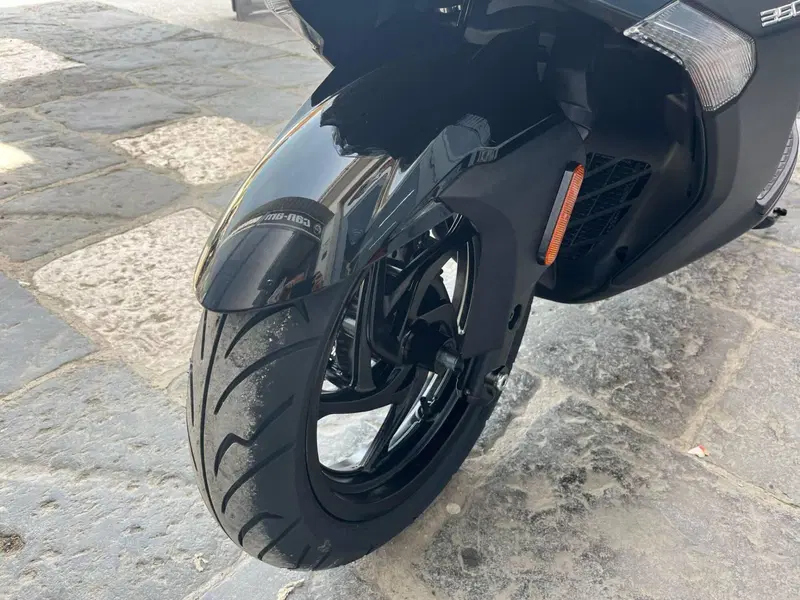 Kymco Downtown 350i GT (2024 - 26) (6)