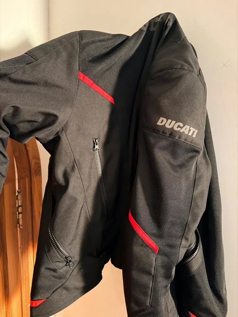 Ducati Hypermotard 698 Mono RVE (2024 - 26) (9)