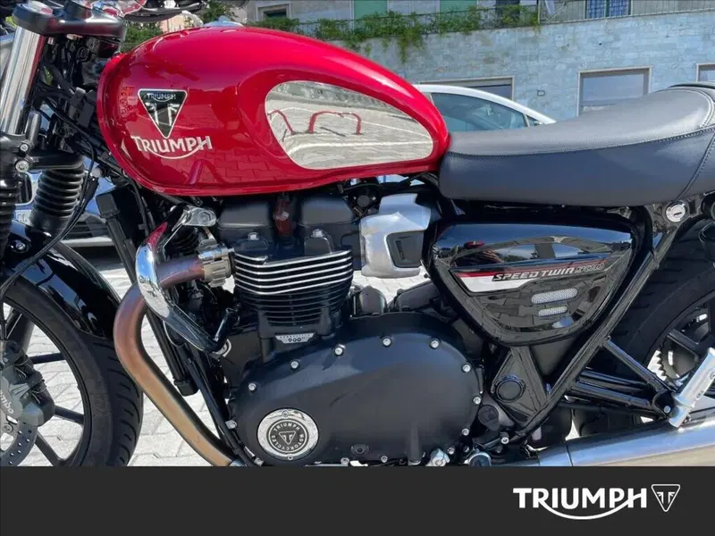 Triumph Speed Twin 900 Chrome Edition (2023) (6)