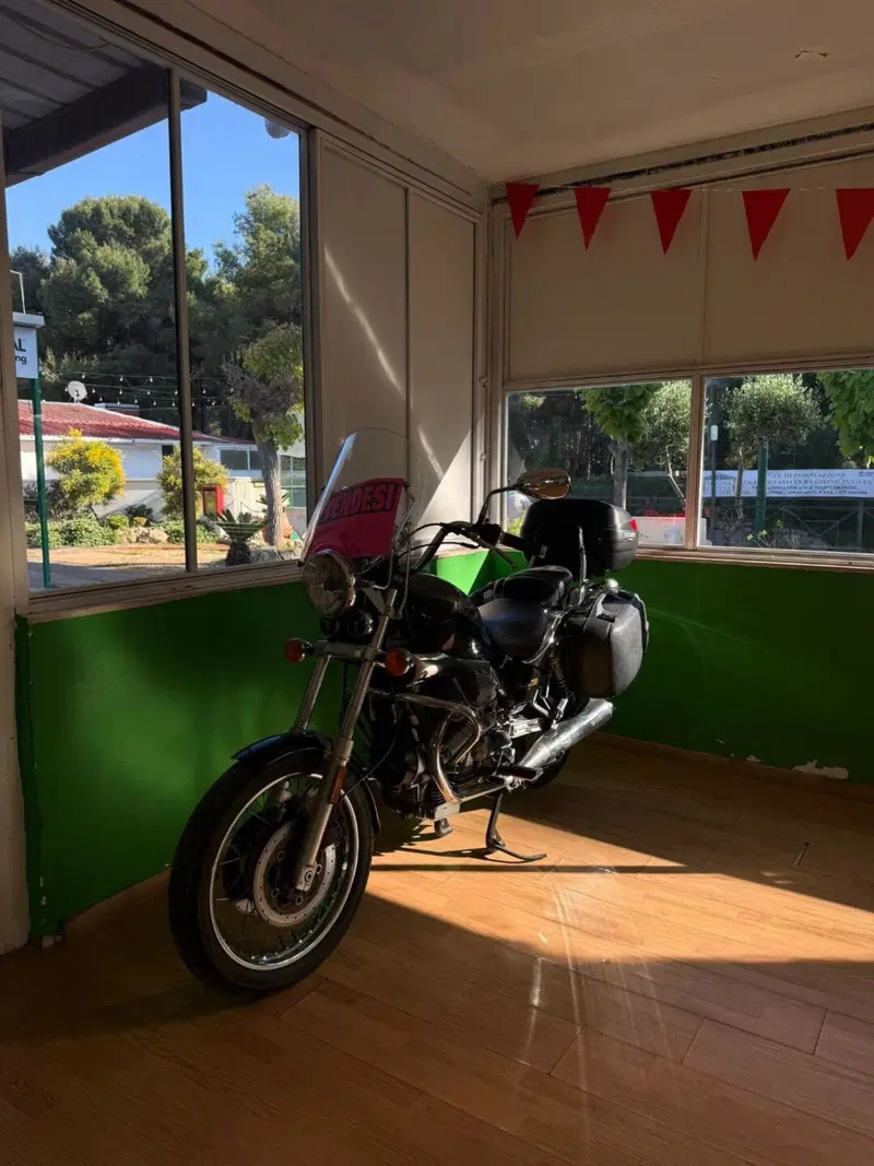 Moto Guzzi Nevada 750 Club (1998 - 01) (2)