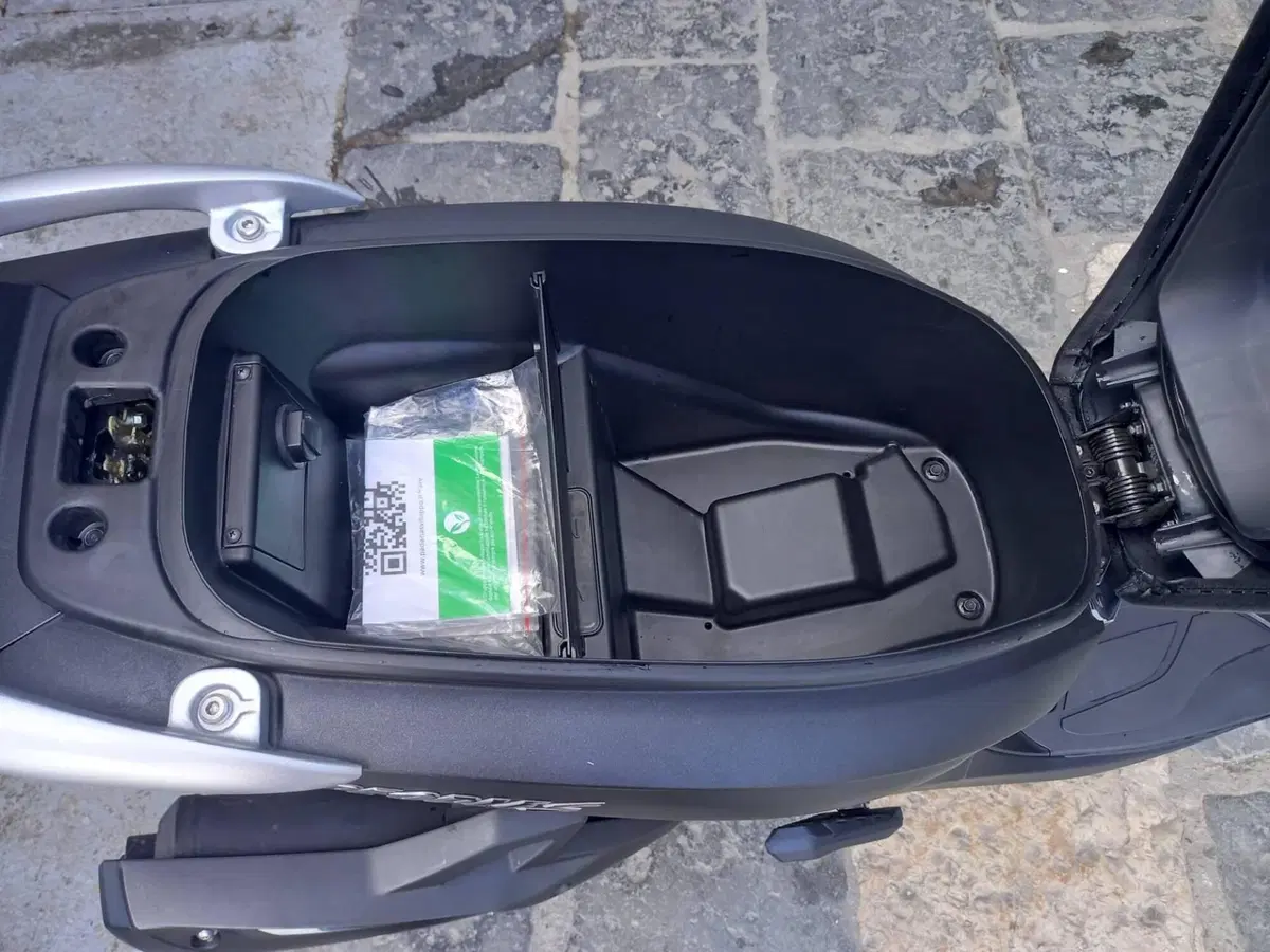 Kymco People 125i S ABS (2024 - 26) (15)