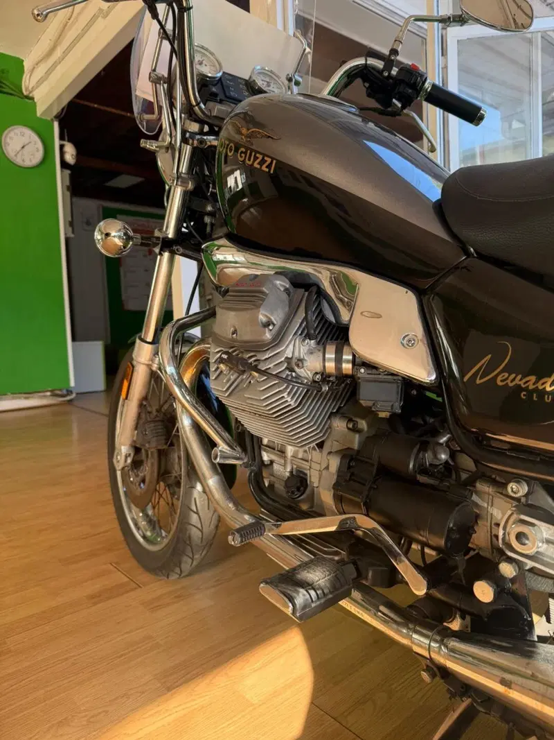 Moto Guzzi Nevada 750 Club (1998 - 01) (3)