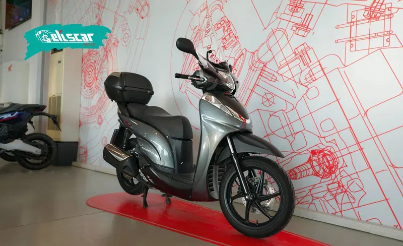 Honda SH 300 i (2006 - 10) (2)