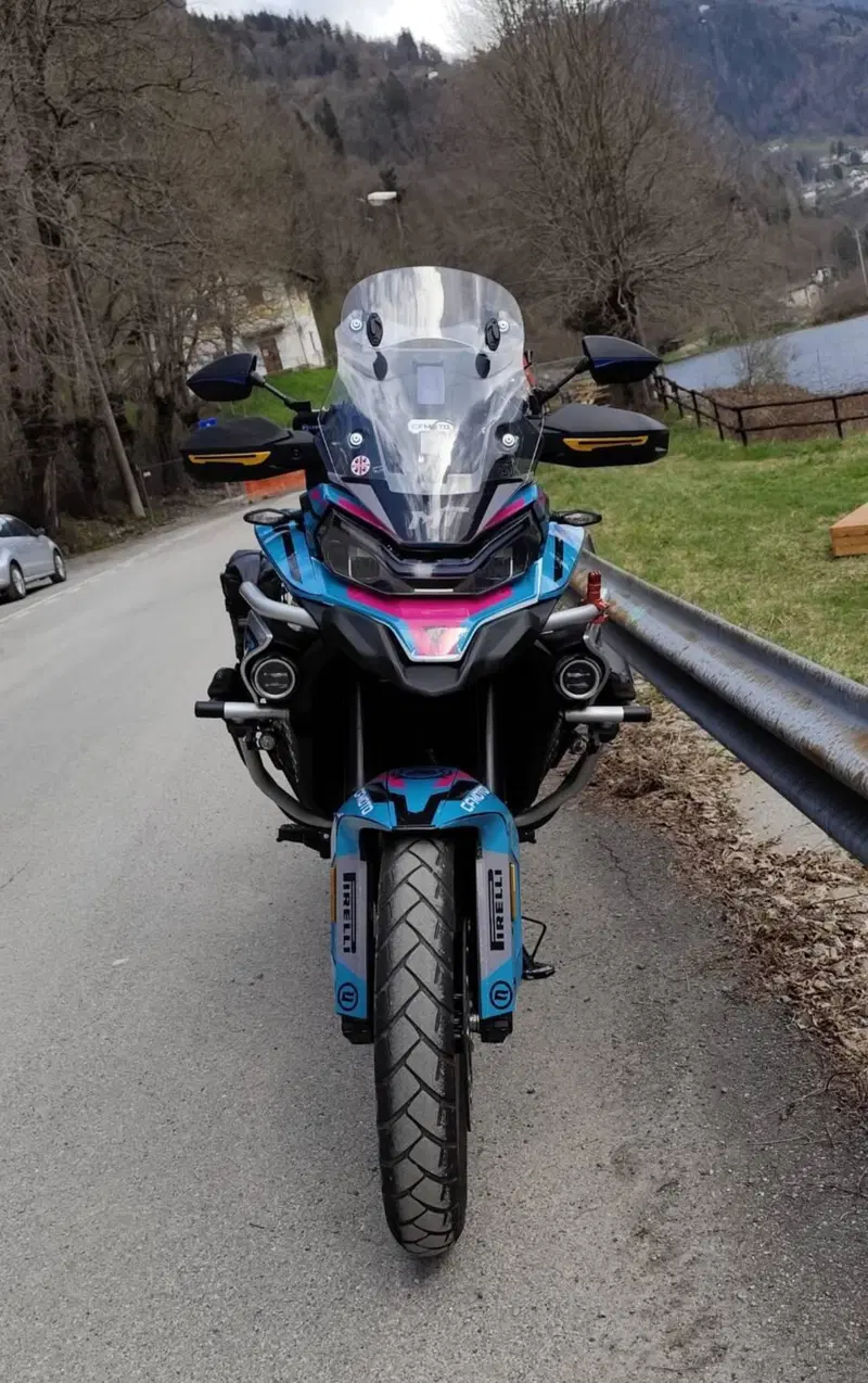 CFMOTO 800MT Explore (2023 - 26) (8)