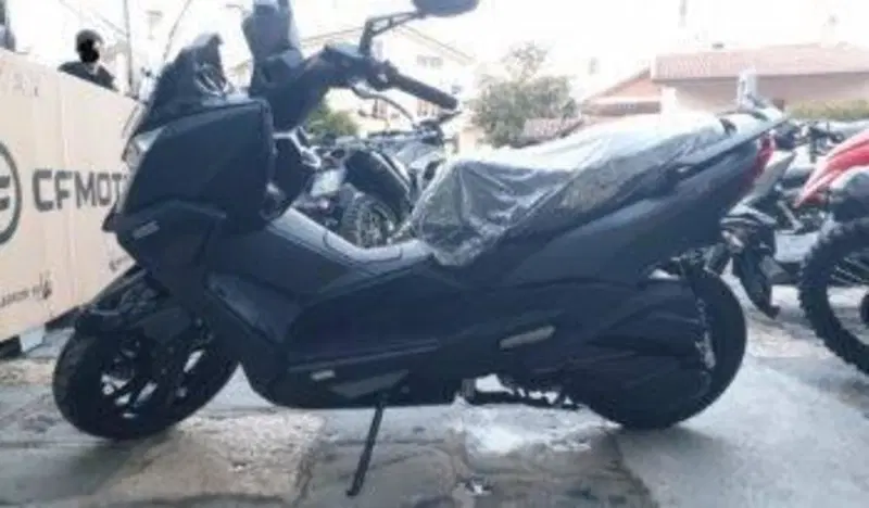 Kymco Dink R 125 Tunnel (2023 - 26) (2)