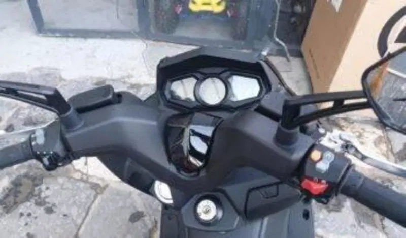 Kymco Dink R 125 Tunnel (2023 - 26) (5)