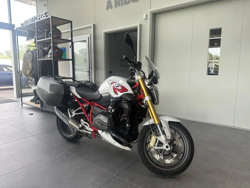 Bmw R 1200 R (2017 - 18) (2)