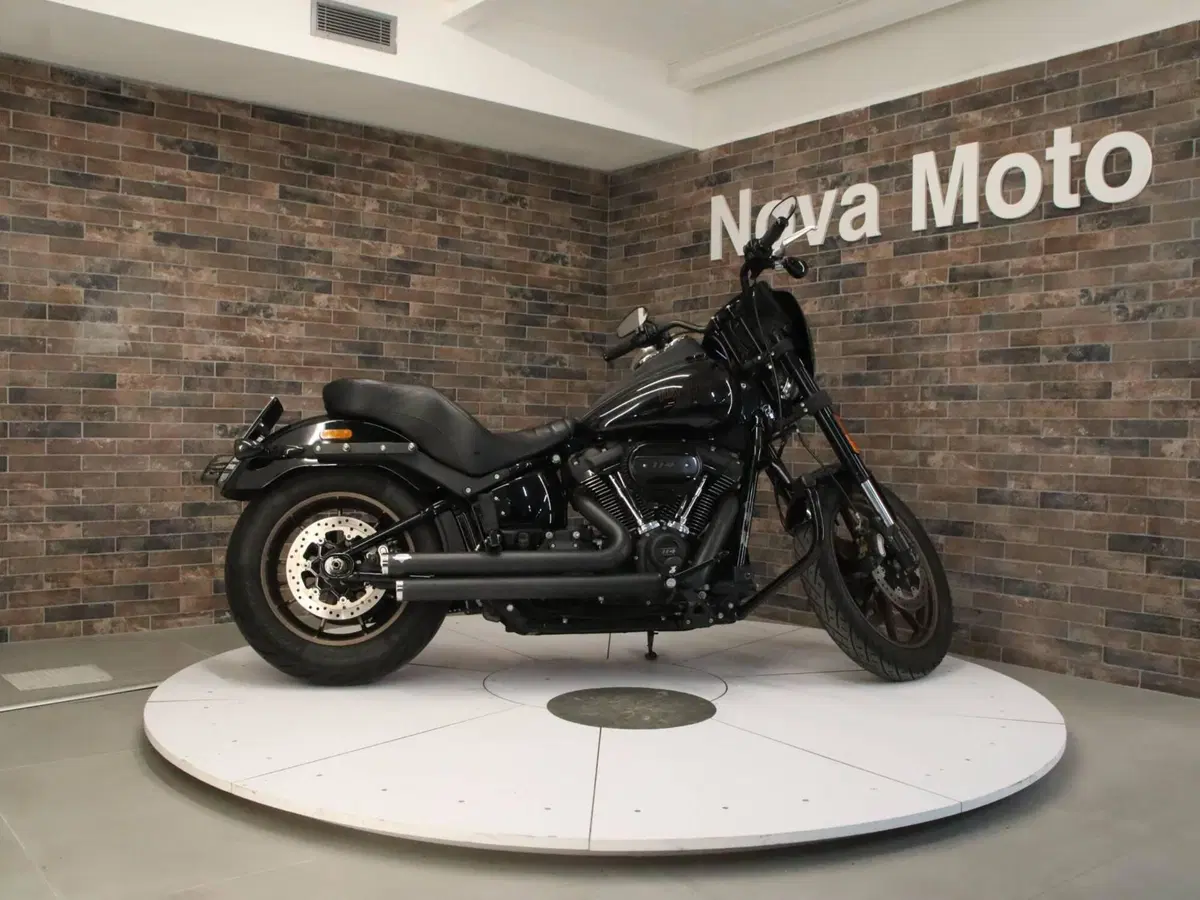 Harley-Davidson 114 Low Rider S (2021) - FXLRS (8)