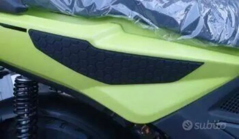 Kymco Super 8 50 R (2022 - 26) (5)