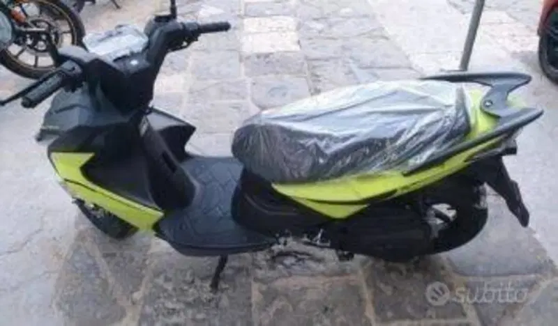 Kymco Super 8 50 R (2022 - 26) (6)