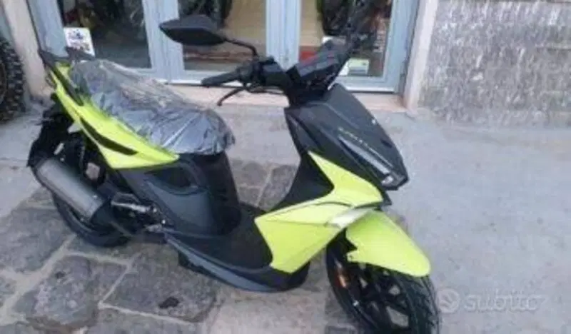 Kymco Super 8 50 R (2022 - 26) (7)
