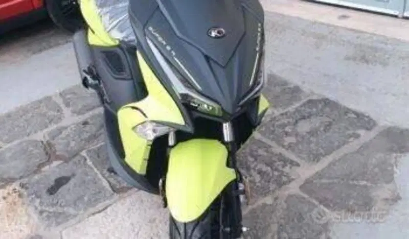 Kymco Super 8 50 R (2022 - 26) (9)