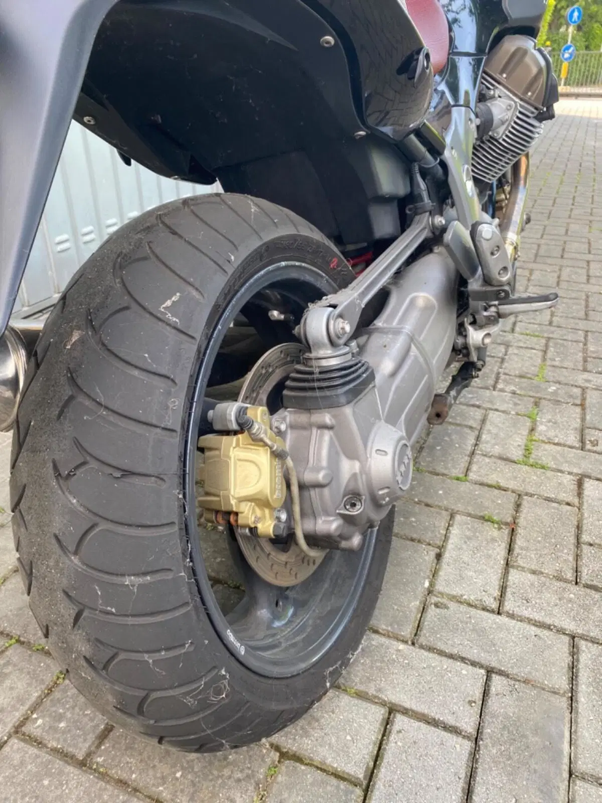 Moto Guzzi Breva V 1100 i.e. (10)
