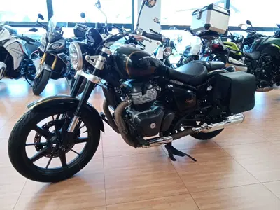 Royal Enfield Super Meteor 650 (2023 - 26) usata