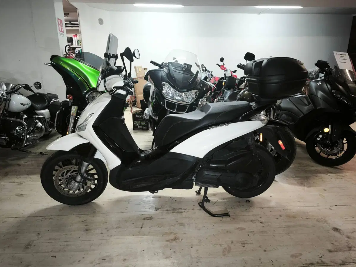 Piaggio Beverly 300 i.e. ABS-ASR (2016 - 20)
