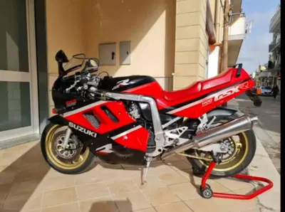 Suzuki GSX 1100 R Mod 89 d'epoca