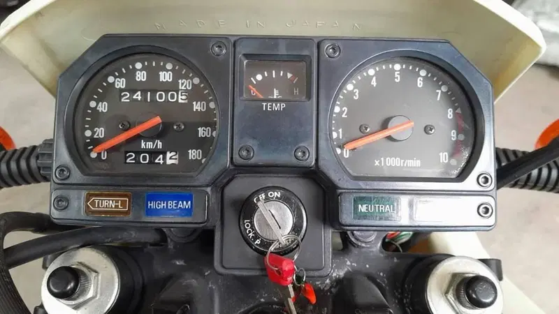 Kawasaki klr 600 (5)
