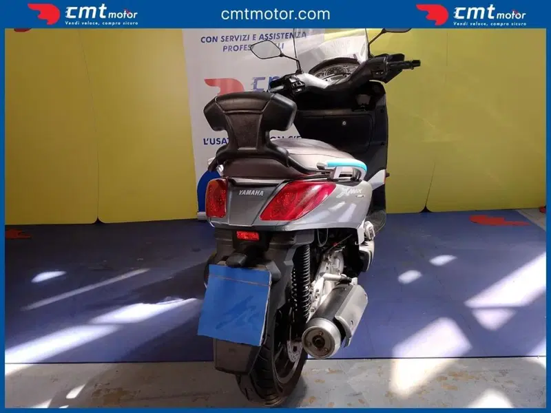 Yamaha X-Max 250 (2007 - 09) (4)