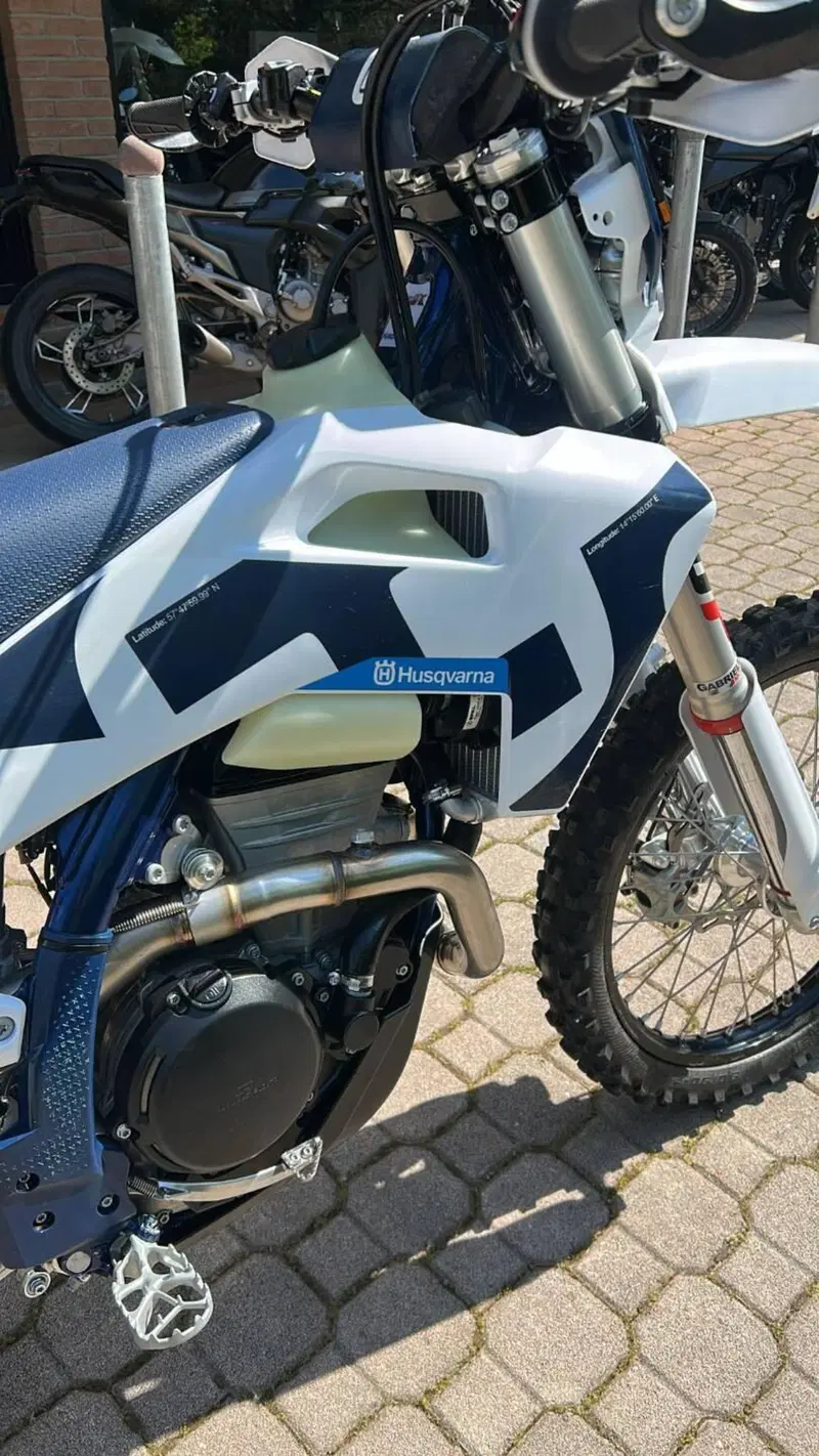 Husqvarna FE 350 (2026) (3)