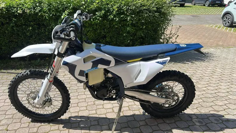 Husqvarna FE 350 (2026) (6)