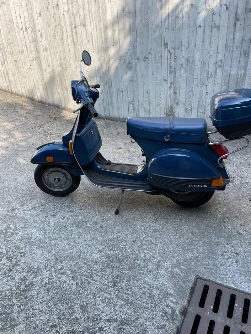 Piaggio Vespa PX 125 America  (5)