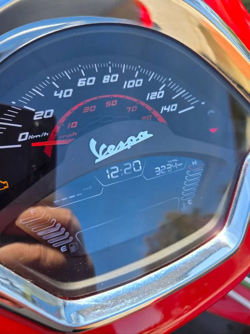 Vespa GTS 300 Super (2023 - 24) (3)